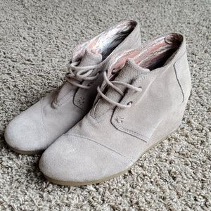 Tom's Desert Wedge